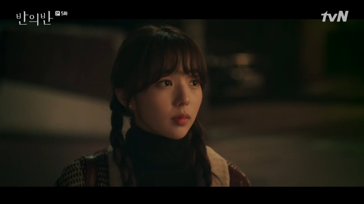 I am pretty sure my heart exploded and so did hers. #APieceOfYourMind  #JungHaeIn  #ChaeSooBin