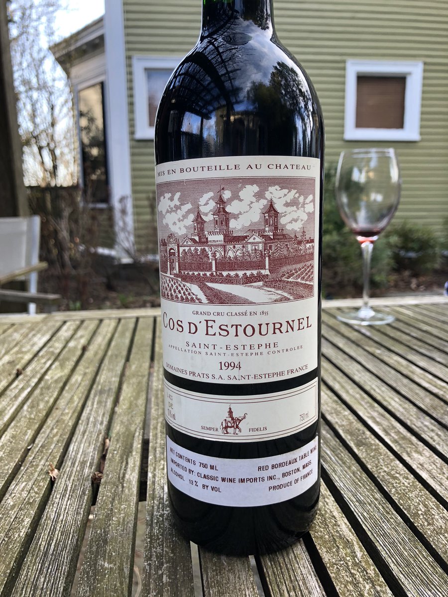 ChefDanielBruce's tweet photo. Never a bad time to open an old Bordeaux. https://t.co/KDUlEMvy36