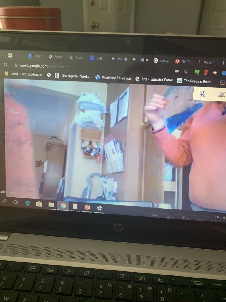 mrsdachillo's tweet photo. Last week we began learning about the water cycle &amp; today we made our own “Water Cycle” in a bag during our hangout! I cannot wait to hear what they see over the comings days and weeks. Will their water completely evaporate? #collsedu #wedoexperiments #zanenorth #missthesekiddos https://t.co/uoHBk7n9l5