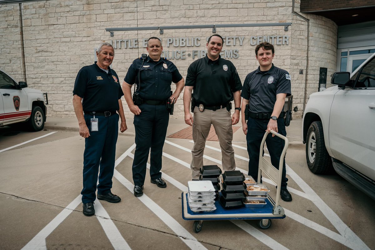 Proud to announce our <a href="/HotBoyzTM/">HotBoyzTM</a> pop-up fed another 300 first responders today! We continue helping these businesses who have been hit hard by the effects of Covid-19, &amp; brighten the day of those who are still sacrificing to keep us safe while we stay at home social distancing!