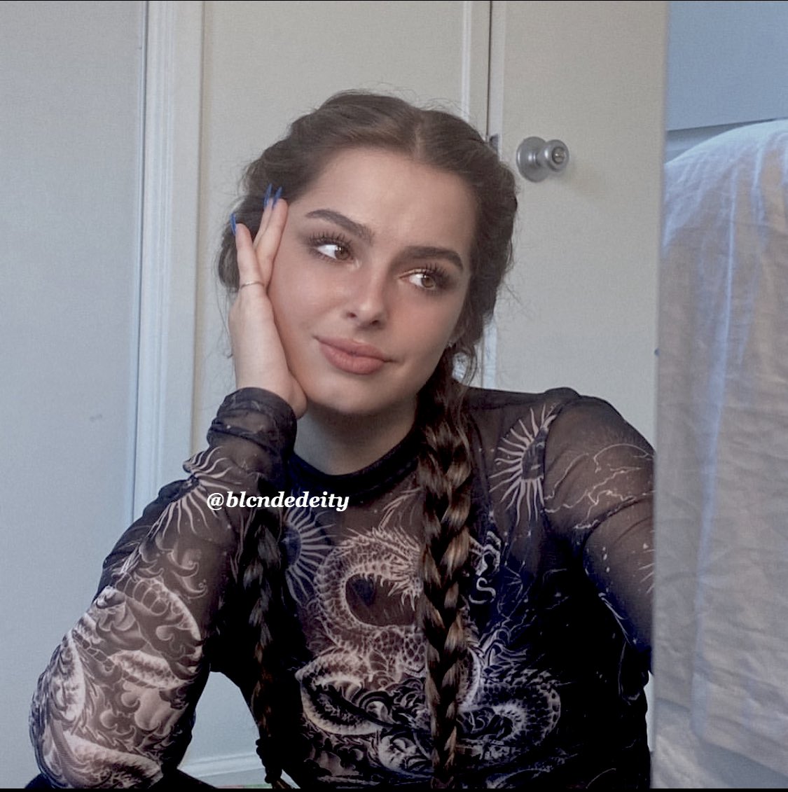 what your camera roll would look like if we dated. 🥺🖤