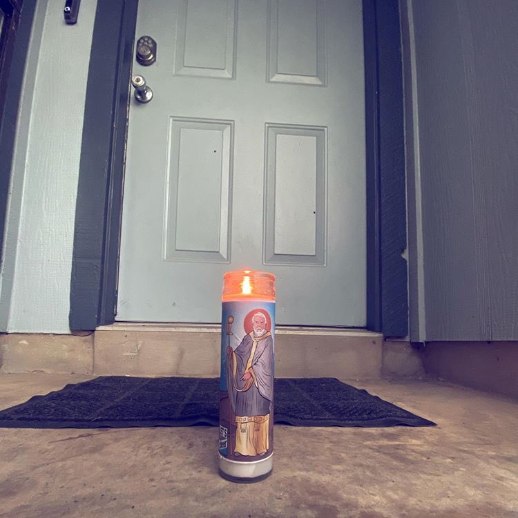 LiveBrooksTX's tweet photo. Thank you District 3, Brooks residents &amp; the rest of SA for joining in on the #UniteWithLightSA movement. 💡🕯🔦 We shined a light on those who continue to work the frontlines during this crisis. And for that, they have our gratitude &amp; support! 💙 #LiveBrooks https://t.co/Yn0ALuwNzz