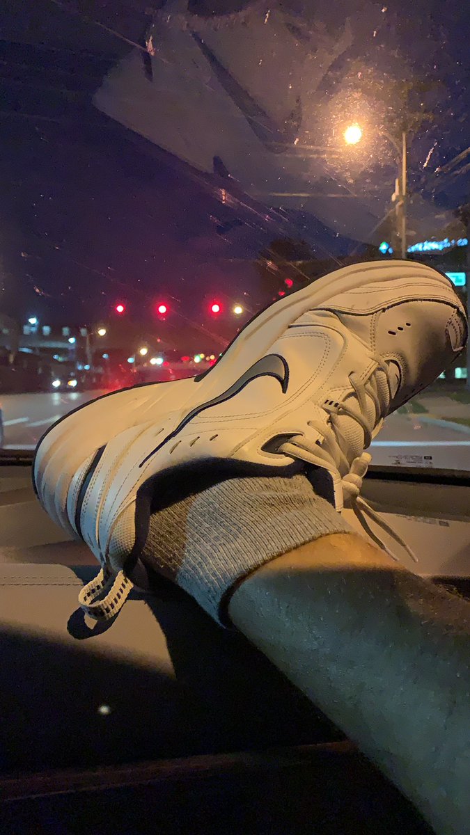 Monarch SZN tweet media