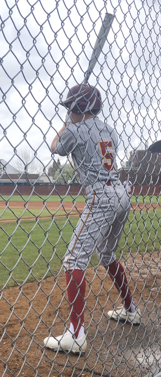 Elgorriaga1011's tweet photo. Baseball Season Got robbed !! Miss seeing these boys on the Diamond! #TigerPrideWeek @LosBanosTigers https://t.co/TTcTvCMJkR