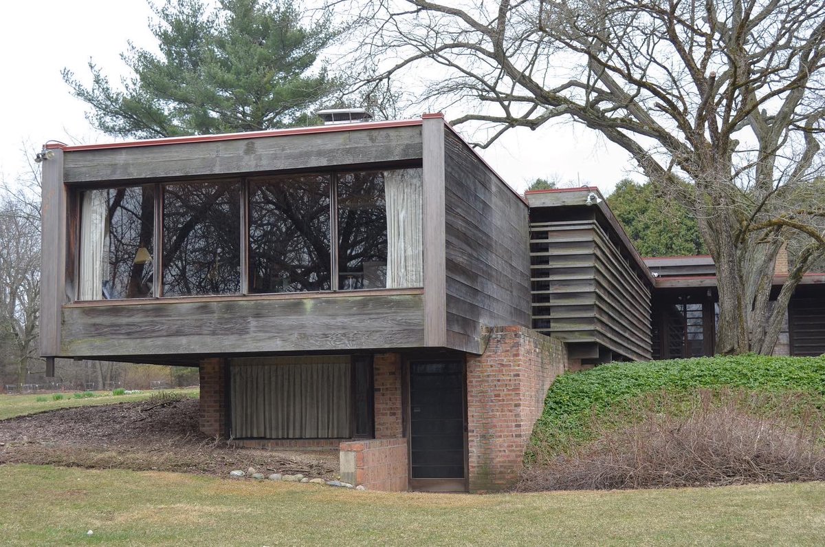 This thread is turning into architect’s own homes but they did design the best for themselves, like the Paul Schweikher Home & Studio (1938) in Schaumburg, IL. The 2nd owner, Martyl Langsdorf, best known for designing the Doomsday Clock (seems appropriate atm), helped save it.