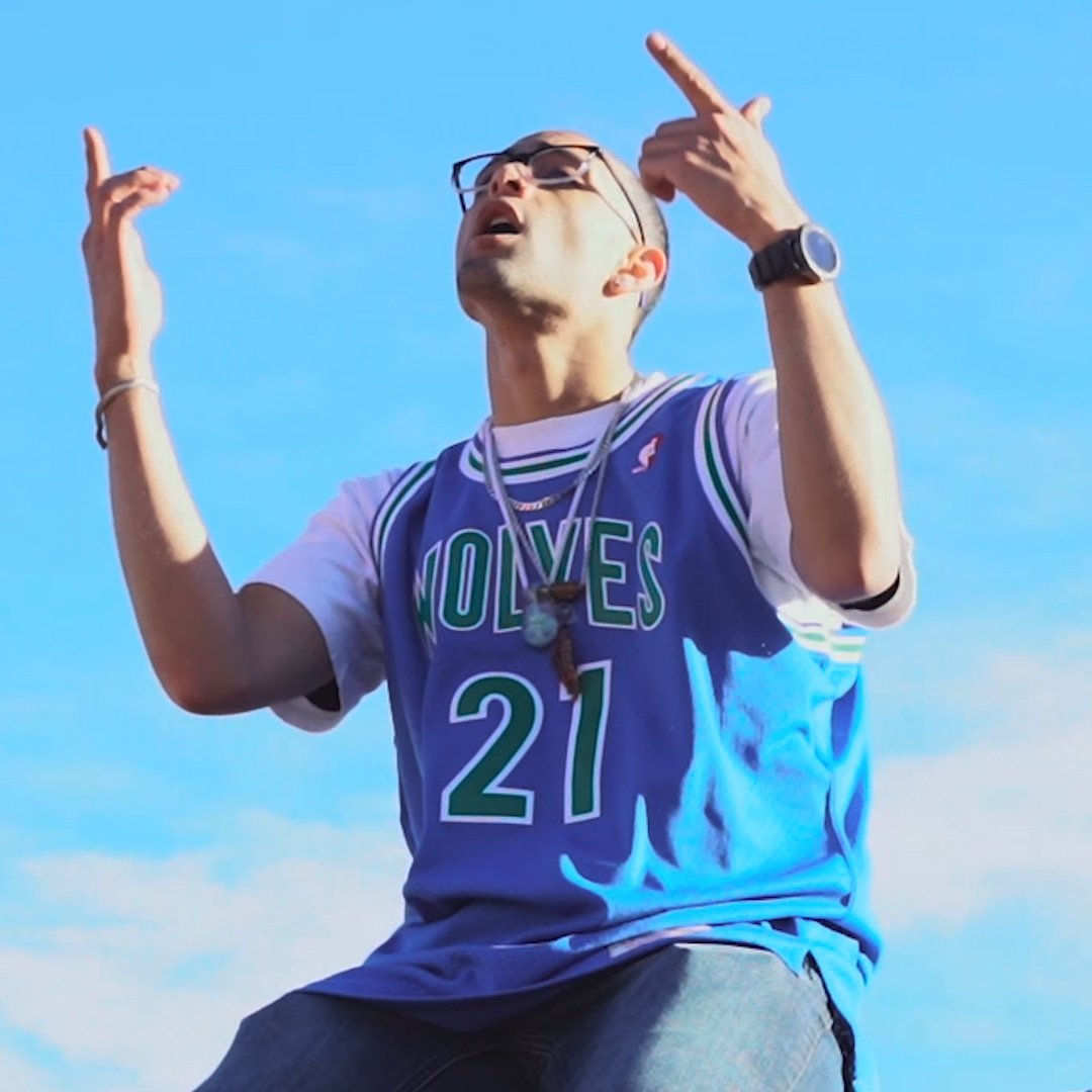 MylesThaMaster's tweet photo. It always a great feeling when something dope comes together. ๐ฏ๐ฅ๐ฅ๐ฅ๐ฅ
#newartist #newmusic #musicvideo #mylesthamaster #dozo #lifted #videoshoot #greattime #myniche https://t.co/dc1D8QvfBd