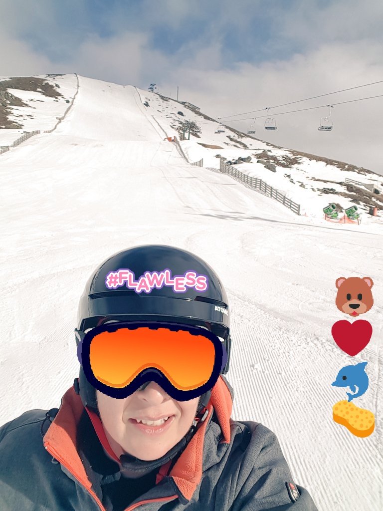 Throwback: mid March, days before Austria shuttered everything...I had this lovely double black all to myself thanks to Corona. #Direttissima  The 100% gradient at the top made it extra thrilling.