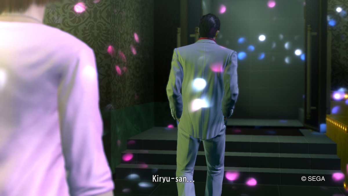 kiryu puts his hands in his pockets a lot in this game. probably cuz he can reach them now