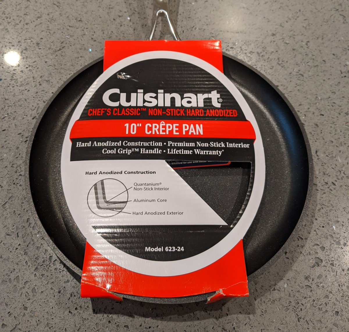 2/ First, I'm unwrapping the new crepe pan I've been saving for a special occasion. I'm gonna go with "pandemic makes this a pretty f'ing special occasion."