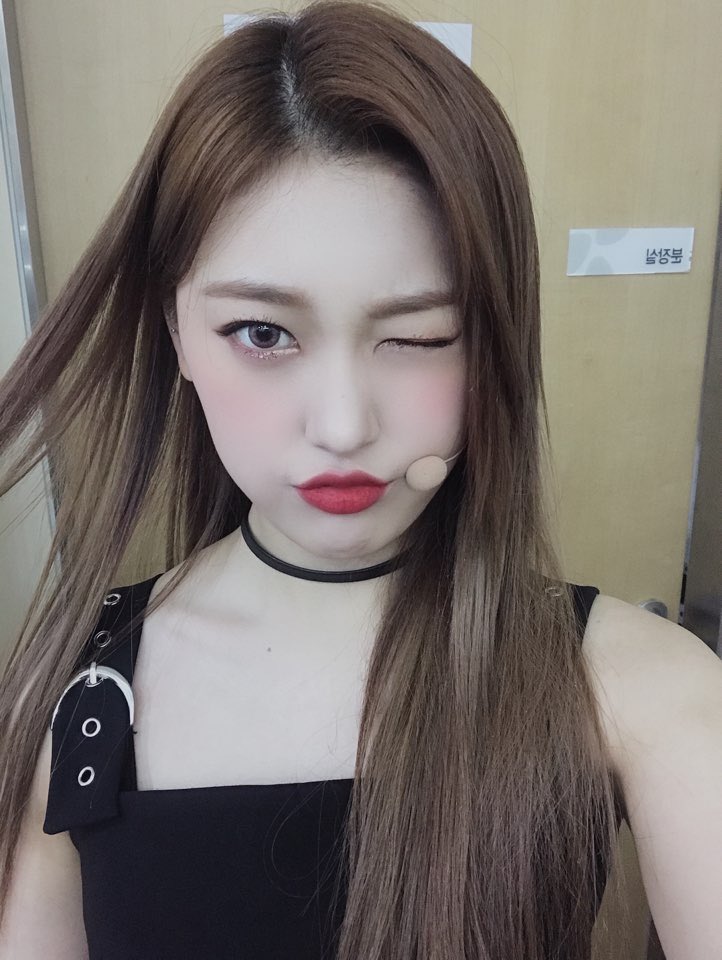 Choerry - Gryffindor Brave in her own wayRecklessShe will fight u if she has too and if u fuck with herTotally do something dumb in a moment of blissShe only break the rules if she's with Yeojin or the 2 nice slytherins