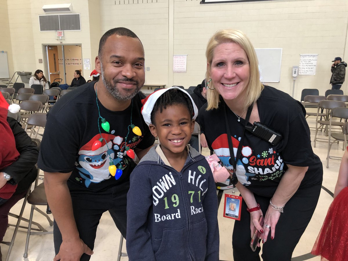 SingletonD86's tweet photo. Shout out to @SingletonD86's Assistant Principal Mrs. Seddon! It's National Assistant Principal's Week! Thank you for all that you do to serve the @SingletonD86 students, staff, families, and community! #APweek20 #d86hope #todayatsingleton #marginalgains https://t.co/ayyV2LbmWl