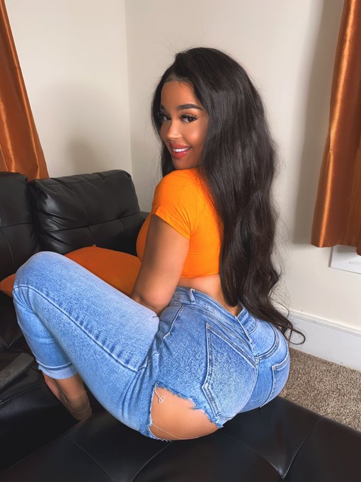 Watch Giselle Lynette's leaked NSFW photo on TwXstars