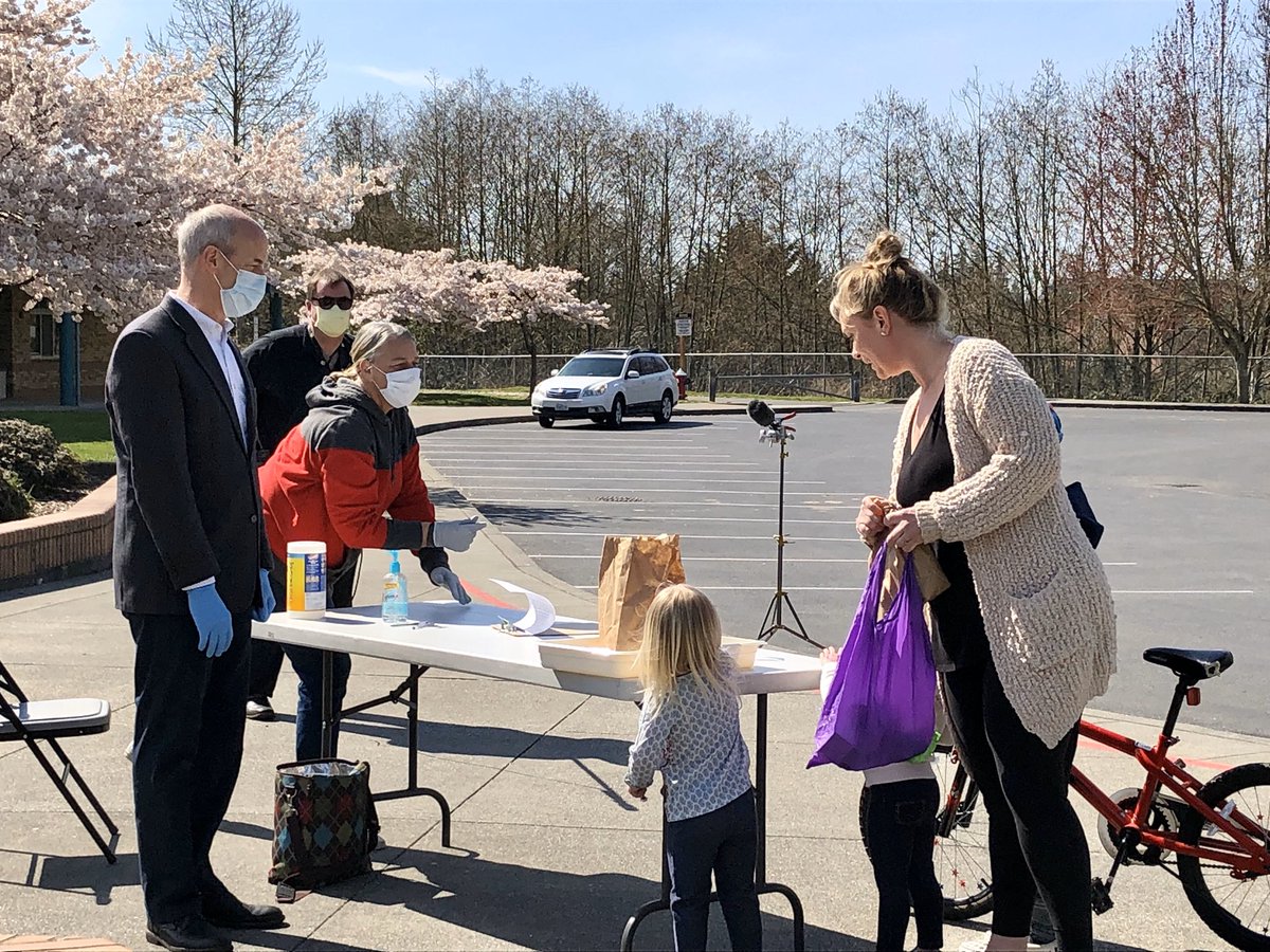 RepRickLarsen's tweet photo. Today, I joined Cedarhome Elementary staff & volunteers to distribute meals to students & children in #Stanwood & hear from families & guardians how #COVID19 is affecting them.
#WorkingforWA2 https://t.co/XDGnwfjJ86