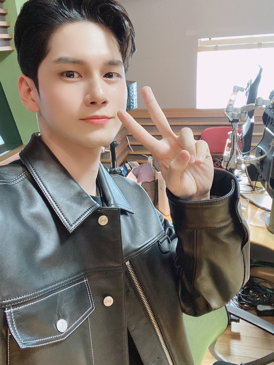 옹성우(ONG SEONG WU) tweet media