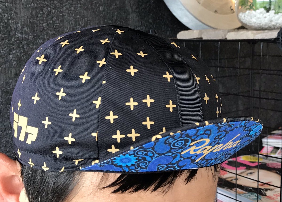 porc0rampante's tweet photo. 新ドスコイキャップ
#Rapha #Raphabespoke #RaphaCustom https://t.co/PAQORAyQ6k