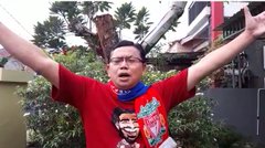 redsjoinshow's tweet photo. Halo teman-teman @BIGREDS_IOLSC, Ini aksi kami, 96 pendukung Liverpool Indonesia di berbagai penjuru dunia menyatakan kampanye empati melawan Virus Corona. Kami bernyanyi bersama, "You'll Never Walk Alone!" Simak video lengkapnya di https://t.co/r2RZwjlCfC #LawanCoronaBersama https://t.co/hMxXfpZUor