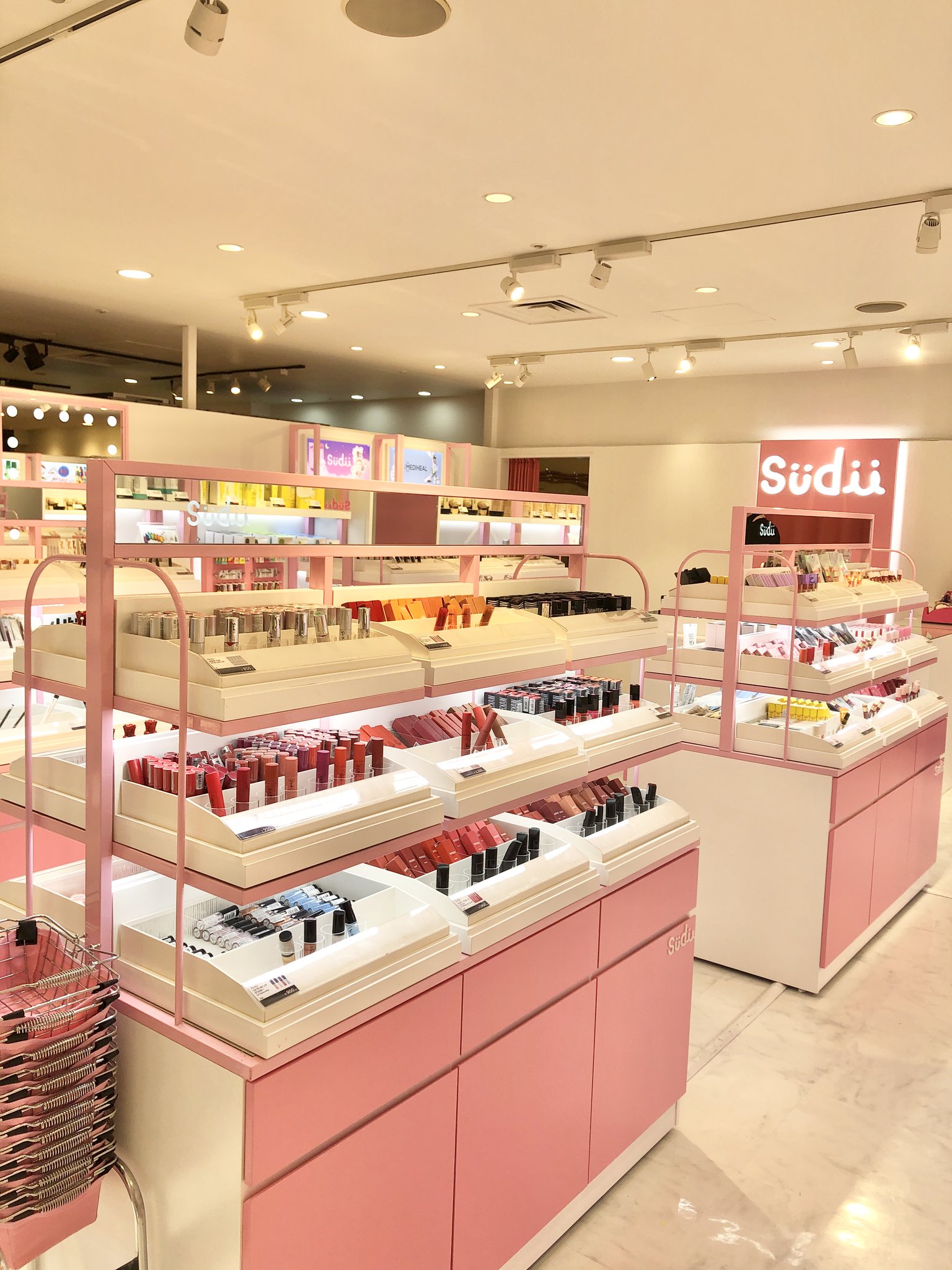 近鉄パッセ 公式アカウント 5f Sudii New Open 肌もデザインする時代 Sudiiオリジナルの化粧品と多様な韓国コスメをより安く楽しめるブランドです オープン記念価格のアイテムもご用意 詳しくはｈｐをチェックしてね T Co 8awrgh2piu