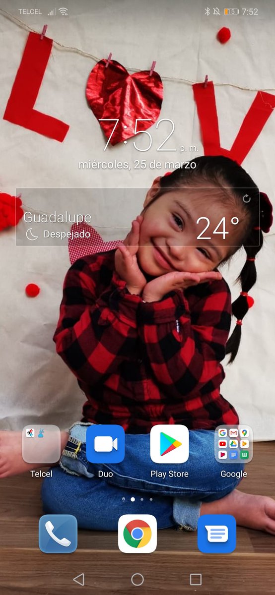 vanelly's tweet photo. @G_BouneMani Expose yourself:
1. Lockscreen 
2. Homescreen
3. Last song you listened to
4. 18h pic in camera roll
5. Tag 5 mutuals: https://t.co/9CcMrPKeSe
