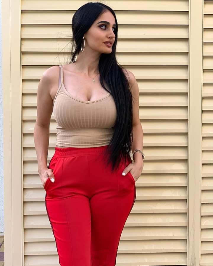 mens24_'s tweet photo. #curvy #figure https://t.co/QJcuhXy8xm