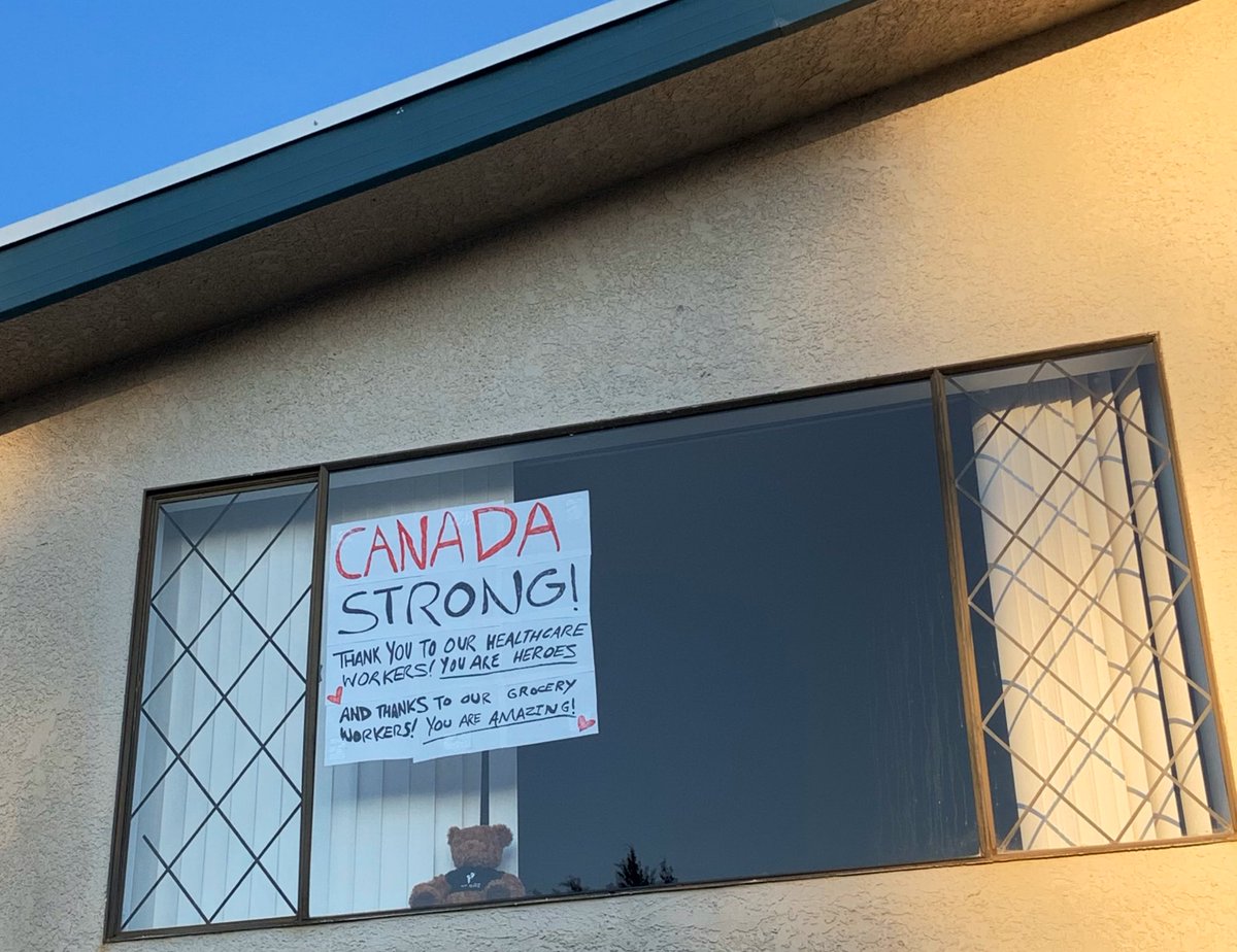 pnwkate's tweet photo. @DHamamdjian Sign for healthcare and essential service workers and a teddy bear (for #goingonabearhunt ) in our window - made and put up by my #waywarddaughter 🇨🇦❤️👍 @PennyDaflos https://t.co/uB0koVZA6D
