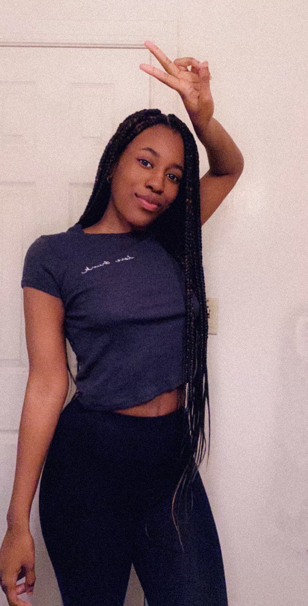 ILoveTiani's tweet photo. Can’t remember the last time I posted myself on here 😂🤦🏾‍♀️
#QuarantineLife #StayHome https://t.co/CrC0dxIknE