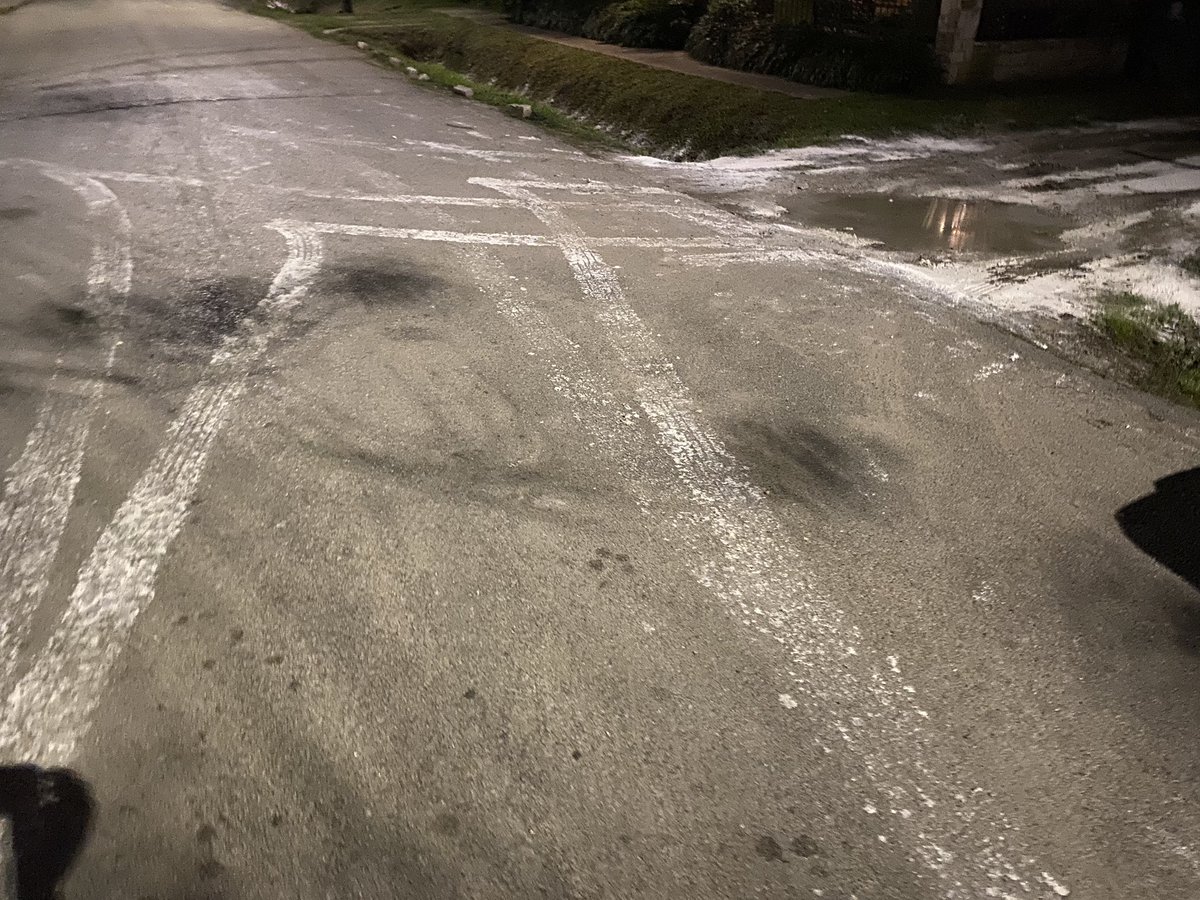 aaronlytle's tweet photo. @KHOU is lye what you use to solve a sewer problem that is leaking all over? Major problem on Ovid Street, 77007 follow the tracks :) https://t.co/WUhwVob0H1