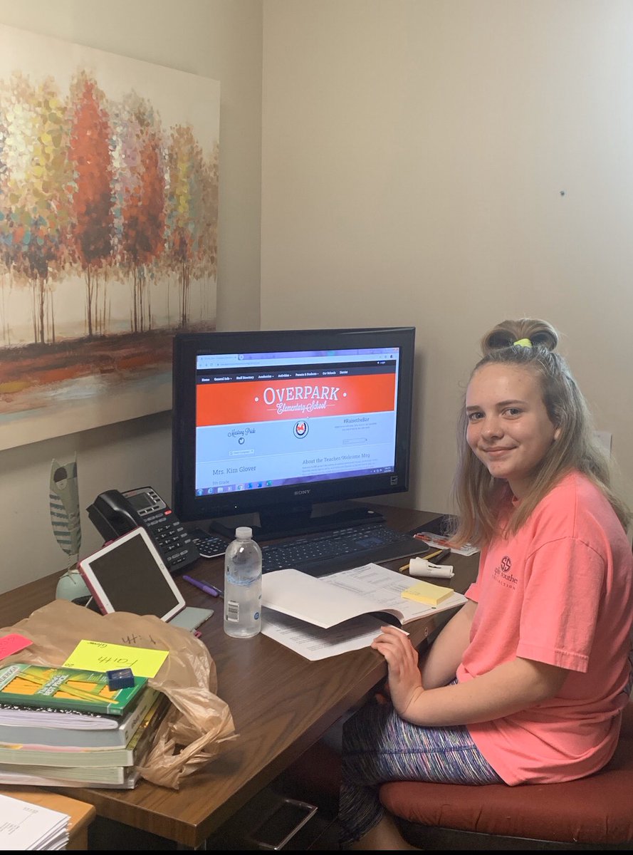 KimGlover9's tweet photo. Faith couldn’t wait to get started on her assignments for our distance learning. @TweetDCS_OES #TeamDCS https://t.co/dfnAWf92Fv