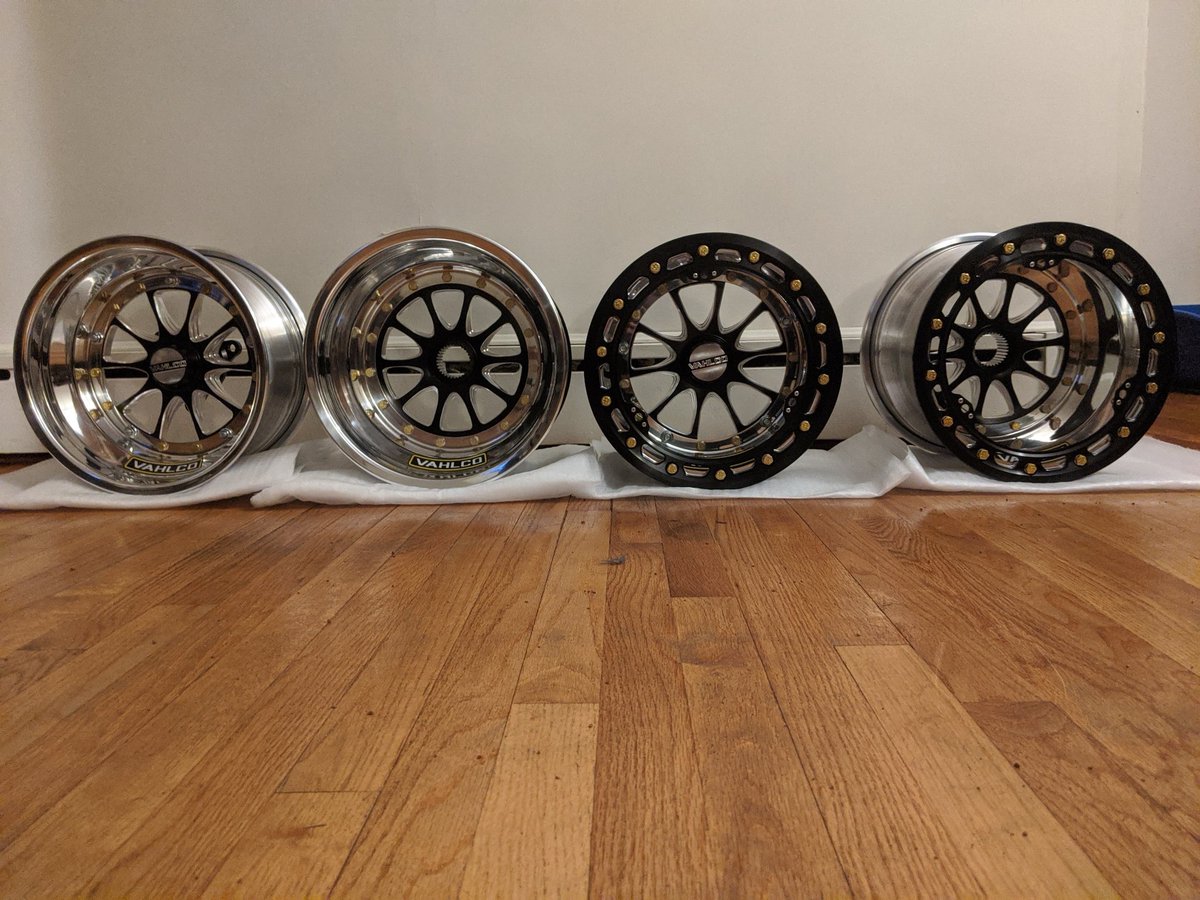 Shiny new rollers for the <a href="/BOSSChassis/">BOSS Chassis</a> midget from <a href="/vahlcowheels/">Vahlco Wheels</a>