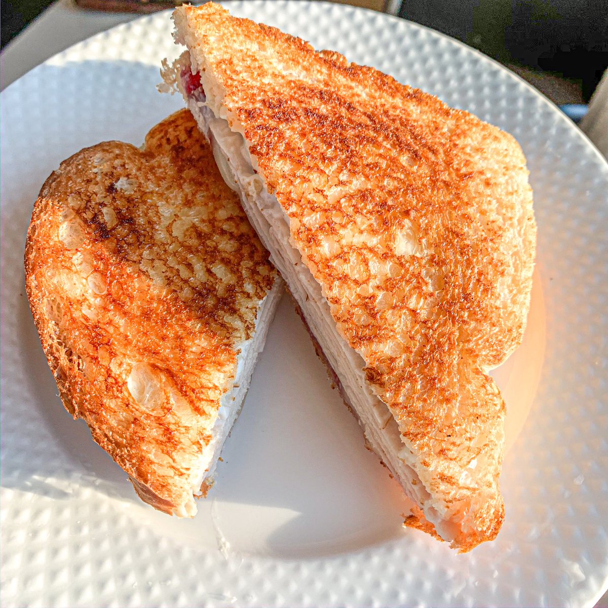 bmariacornelius's tweet photo. All the good bread and meat at our local grocery store was gone so I had to get creative and this is what I came up with: thanksgiving inspired sandwich (strawberry jam, cream cheese, monterey jack cheese &amp; chicken grilled to perfection👌🏼) #HubbyApproved #WeCook @FoodNetwork https://t.co/DFPivQoXFA
