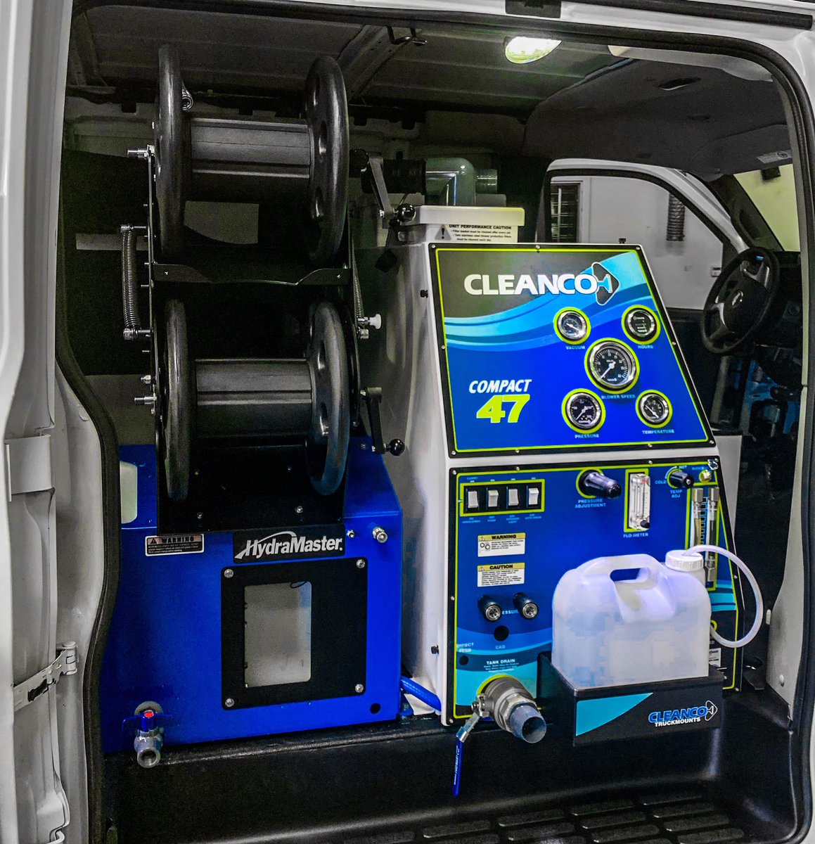 JTOfficiall's tweet photo. 2 Great Clean Installs, Everest 870HP| CLEANCO COMPCT 47/Hydrmastertank🛠📸 #technician #cleanco #hydramaster #vaccum #highpressure #photography #photographer #visualss #tank #mechanic #install #twitter #technico #mechanico #photos #fotos https://t.co/4EVTAsZ27B