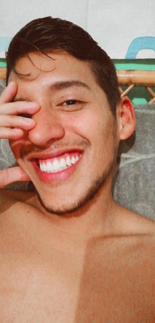 edgaare_'s tweet photo. I'm back people. #Venezuela #QuedateEnTuCasa #VivirEnCuarentenaEs tomarte 200 fotos diarias #boy #like #sorie #YoMeQuedoEnCasa https://t.co/3ikViYNe3e