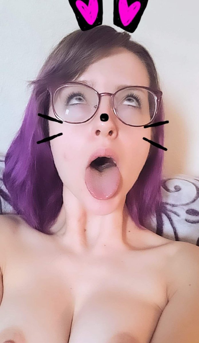 Ready for cummies 😍