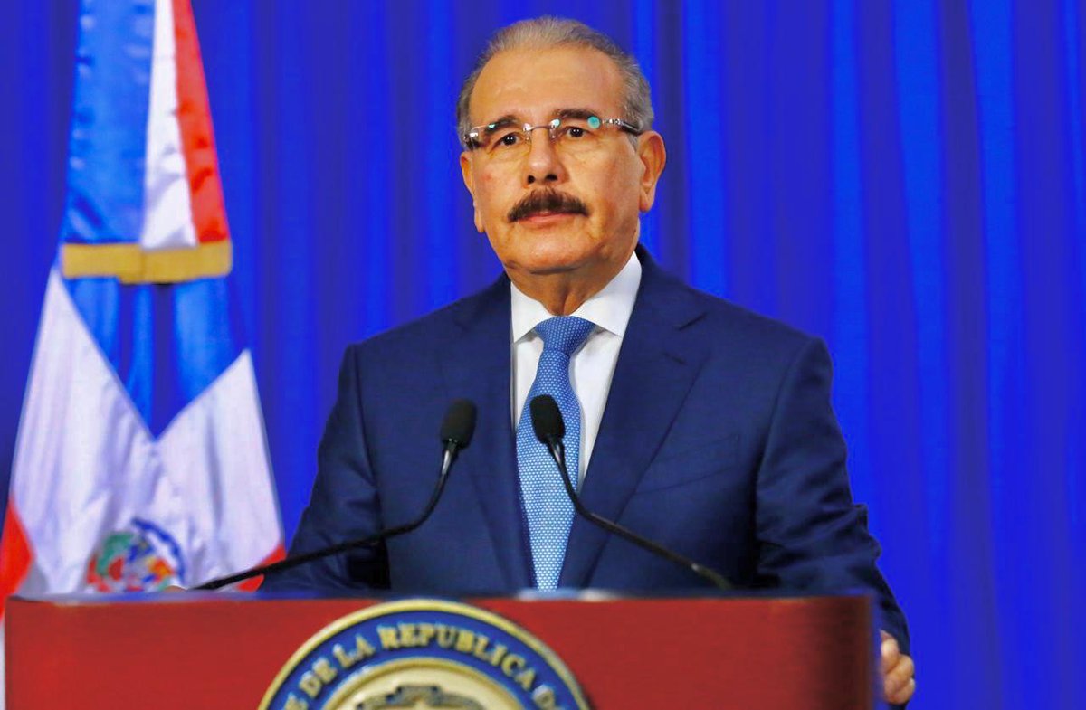 Poltica21559030's tweet photo. El Gobierno cubrirá las pruebas de coronavirus en los casos en que se amerien, acota Presidente Danilo Medina.
#RDcontraCoronavirus @BelarminioR https://t.co/ngjWaYNL02