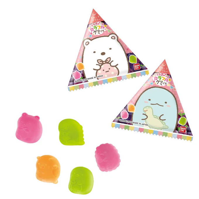 すみっコぐらしのグミがリニューアルして登場✨
グミの形は、かわいいすみっコたちなど全10種で、カラーはピンク、オレンジ、みどりのカラフルな色合い?
とくべつな色合いのレアグミが1種はいっているかも...?! 
詳しくは▷https://t.co/Ml5k6WUA0k
#すみっコ情報 