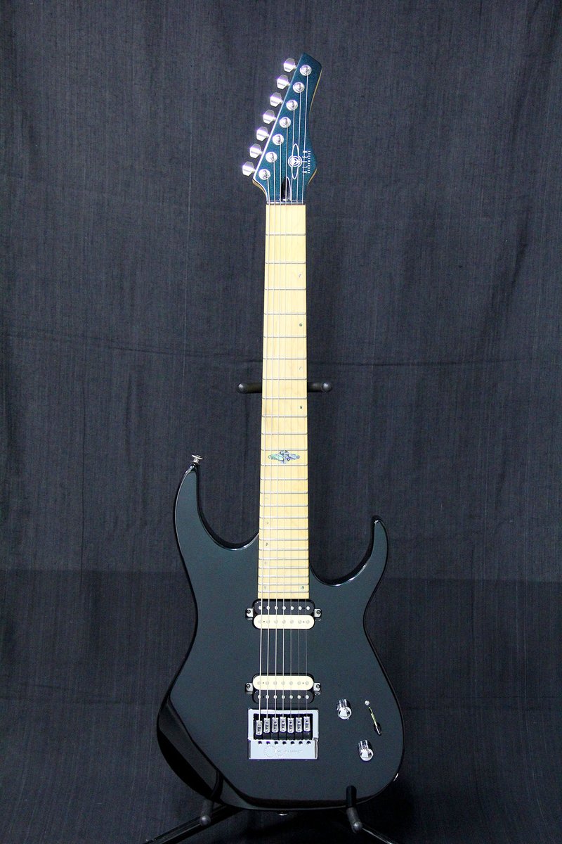GuitarpalaceJ's tweet photo. Alien Soundworks Solarian7 ET ダーク・マジョーラ!!
プロプレヤーに採用されたエヴァーチューン搭載7弦ギター!!Available on Guitar Palace #aliensoundworks #evertune #solarian7
https://t.co/4UaLxJxW3w https://t.co/PBsPCiDEFC