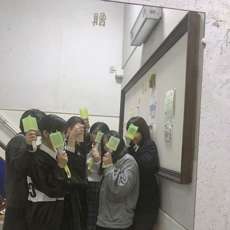 HYElNZONE's tweet photo. como ser uma nctzen privilegiada a thread https://t.co/q9IfV7JciL