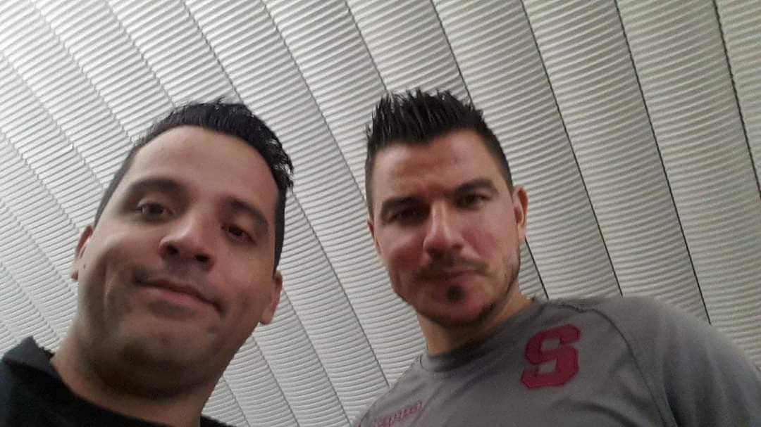 Jere_my_20's tweet photo. #QueLindoSerMorado
La mejor #Foto con el #CapiEterno #16
Que falta hace! De esos morados que daban todo por la camiseta!

@presimorado @SaprissaOficial https://t.co/dqZr95yCcg