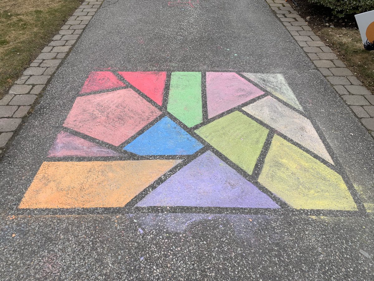 ryanleopold_can's tweet photo. Day 12 under the dome. Driveway chalk has been taken to a whole new level. #COVID19 #coronavirus #WorkFromHome #QuarantineLife #art #ChalkYourWalk https://t.co/JL6xlyzcS6