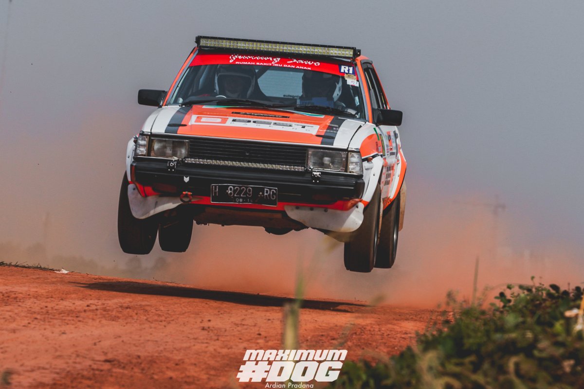 ardian_ace's tweet photo. tahun 2017, nangkepin mobil terbang
#motorsport
#rally
#throwback
#MaximumDog
#ArdianPradana https://t.co/hSrpcGLODn