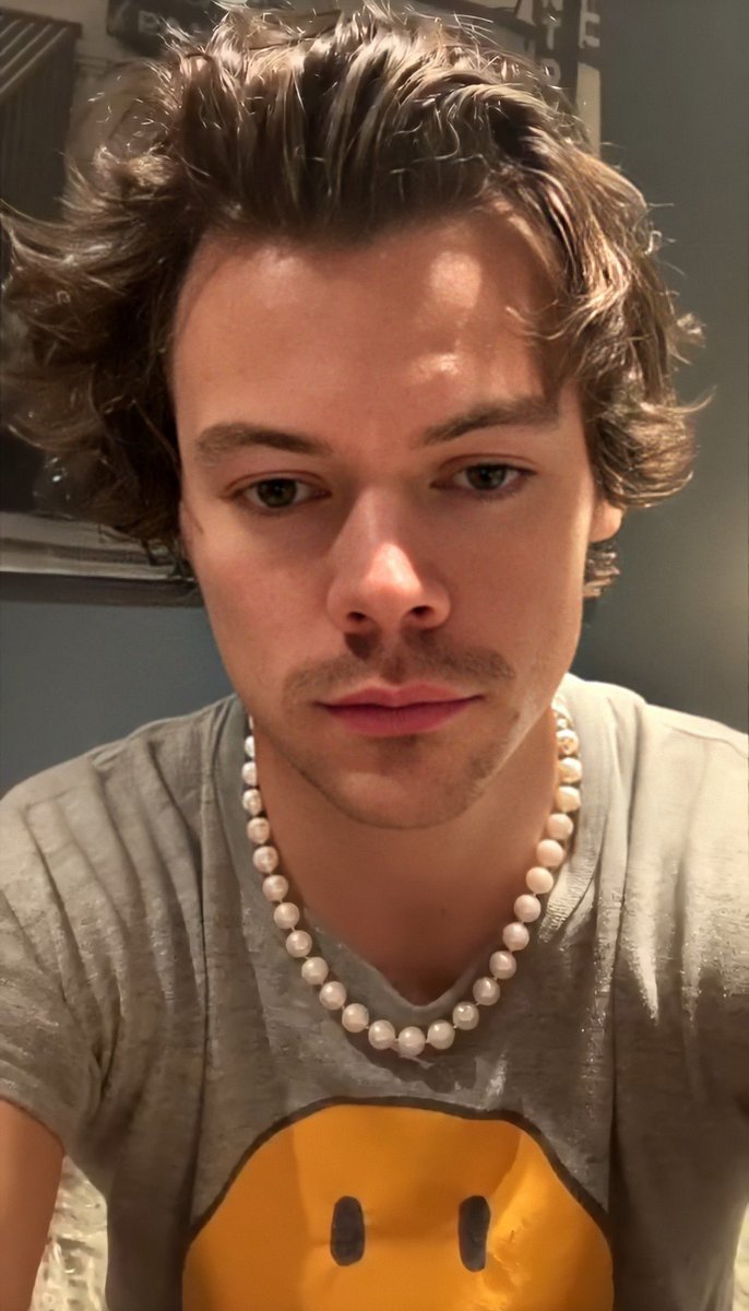 harrymoonchild's tweet photo. THE HOLY TRINITY. https://t.co/yITQQpwG4a