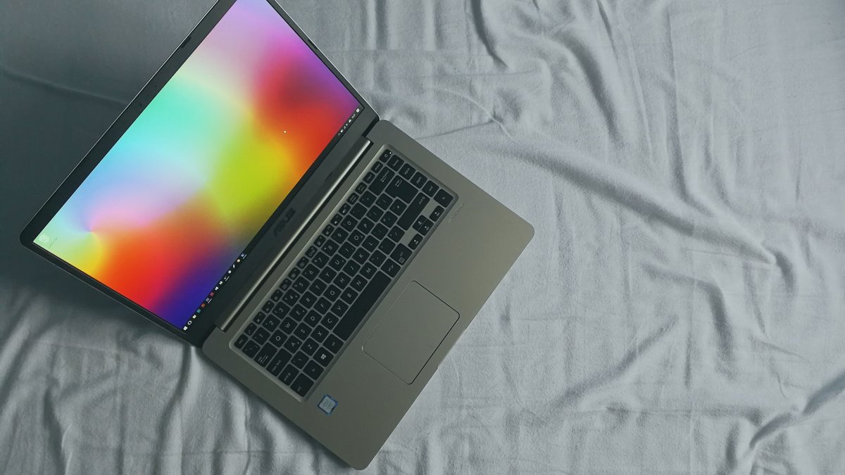 New from Rainbow Health Victoria: tips to help LGBTIQ+ clients in the health and human services sector feel welcome and supported when offering services remotely during the COVID-19 outbreak. 

bit.ly/3buTuuu