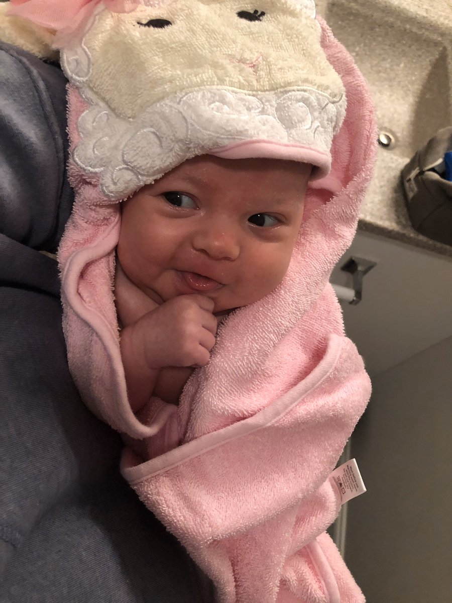 bekahhogsett's tweet photo. I’m crying at work and my heart hurts 😭💗 I MISS ALEENA THIS IS THE WORSTEST THING EVER https://t.co/bqok5rn9ws
