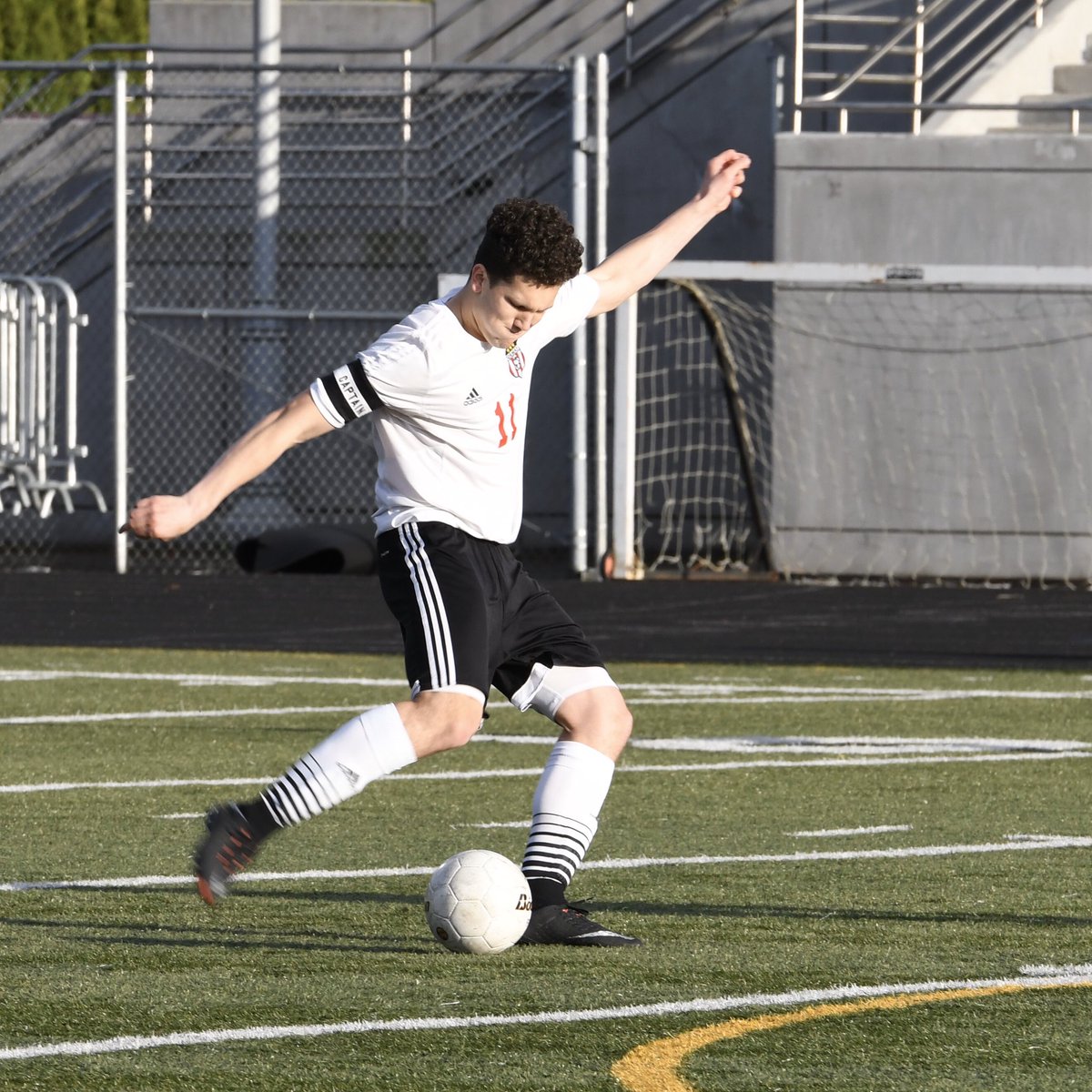 ItIsPhotoTime's tweet image. Classic Soccer Pics:  @WingDanny and @dominicfewel