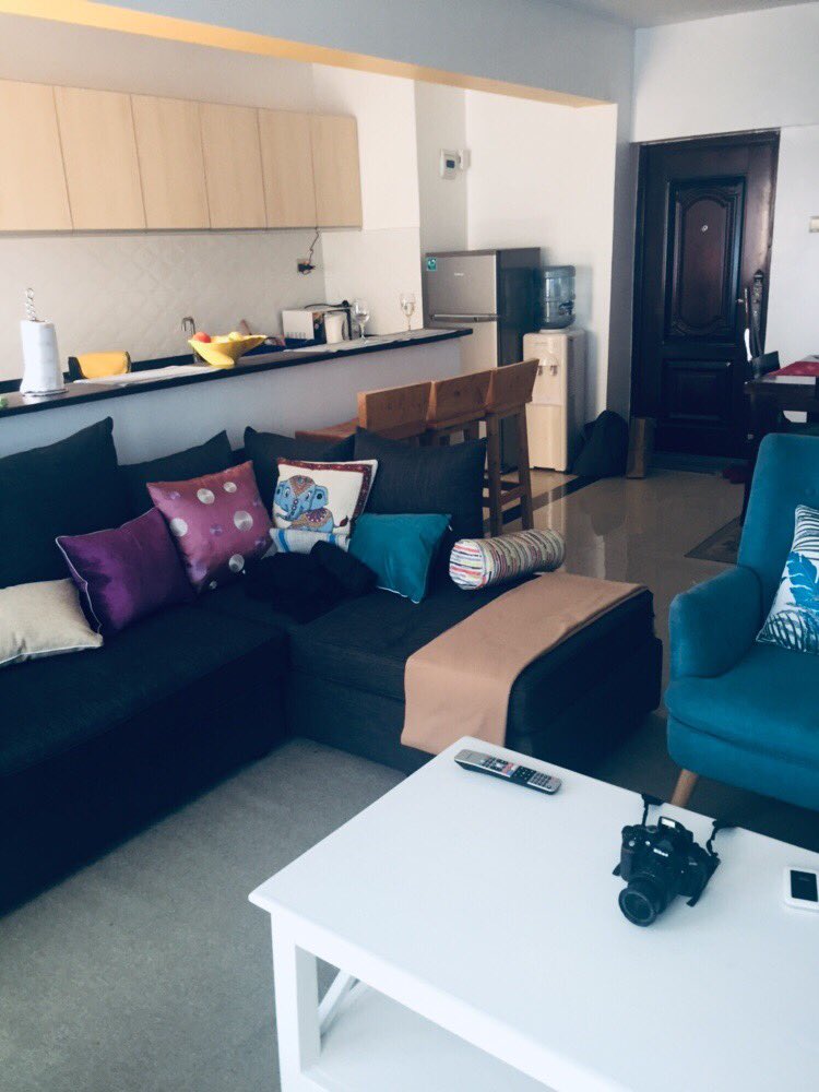 SyowaiSyo's tweet photo. Need a furnished apartment? One available in Kileleshwa. Gym. High speed lifts. Back up generator. WIFI. Tastefully furnished. Available for short term and long term lease😊. Dm if interested. https://t.co/HAzlJypbSN