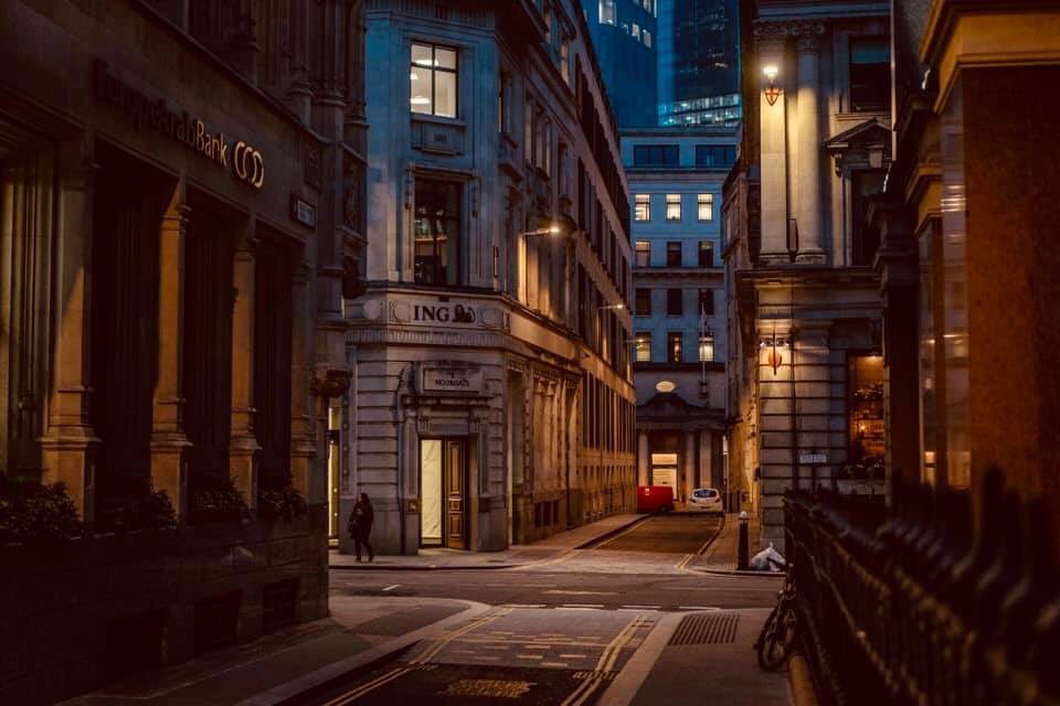 HandshakingDigi's tweet image. The New York Times público fotos del mundo en cuarentena 📸
#Covid_19