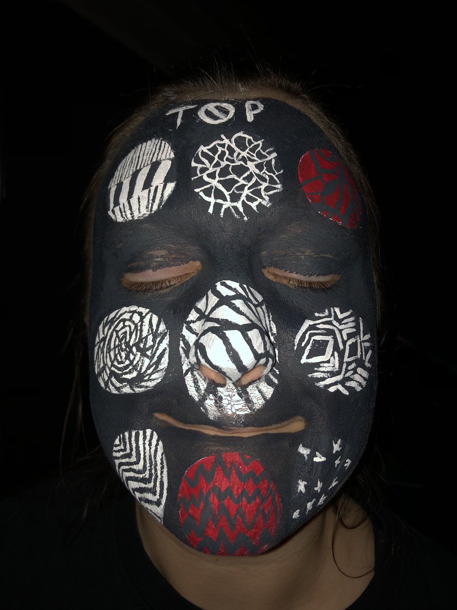 LSoultz's tweet image. My name’s Blurryface |-/@twentyonepilots @tylerrjoseph @joshuadun