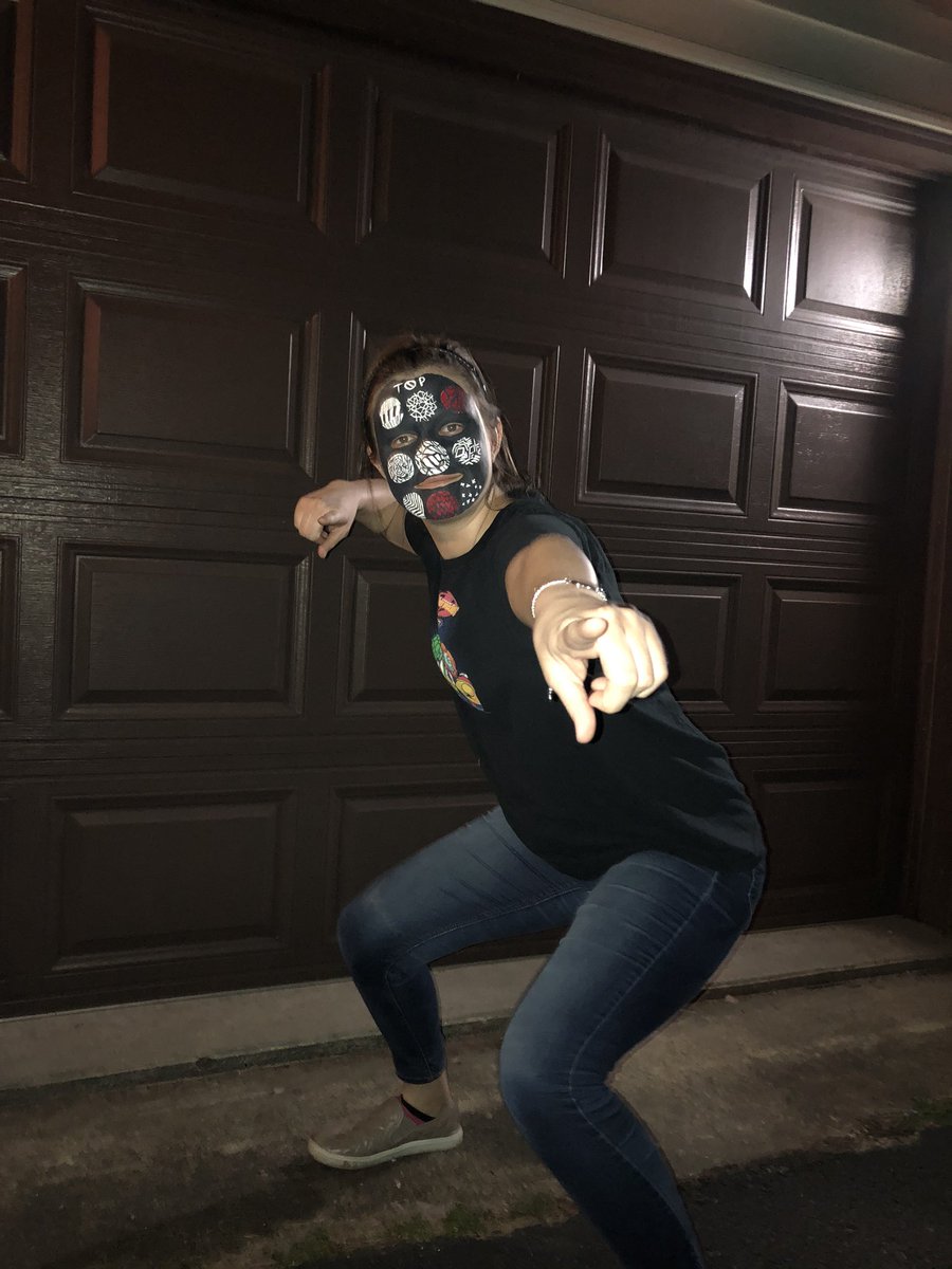 LSoultz's tweet image. My name’s Blurryface |-/@twentyonepilots @tylerrjoseph @joshuadun