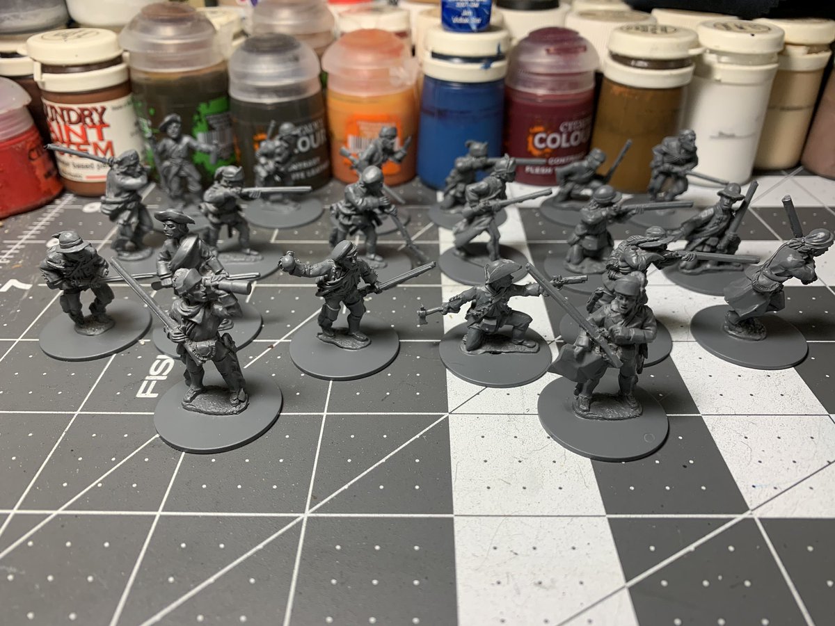 BigJimGiF's tweet image. I primed up all the colonial rangers for my French Indian war British army looking forward to getting some muskets and tomahawks going #WarGaming #HistoricalWargaming #FrenchIndianWar