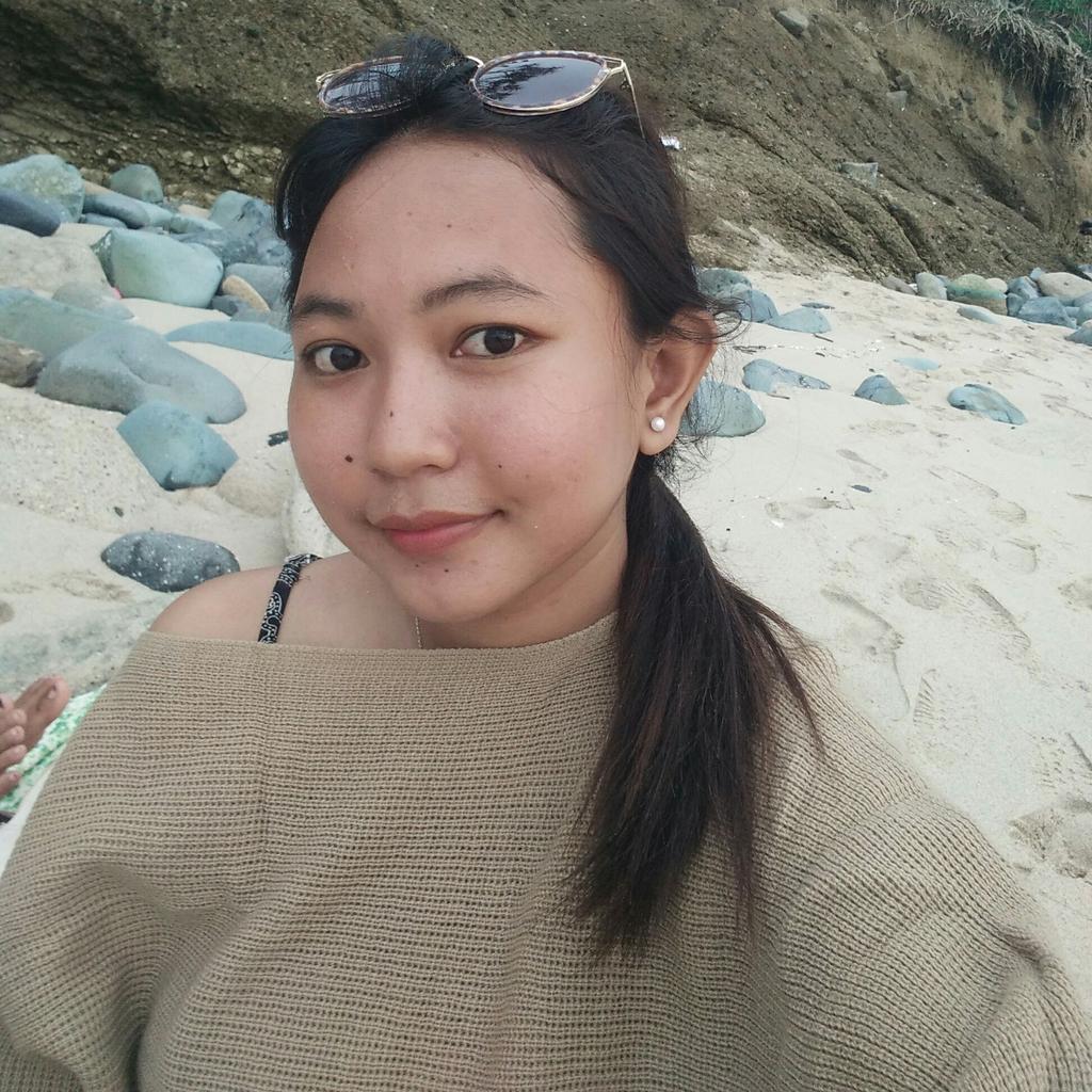 Renyds2's tweet photo. #FotoProfilBaru https://t.co/Qpl7bkZ9Jw