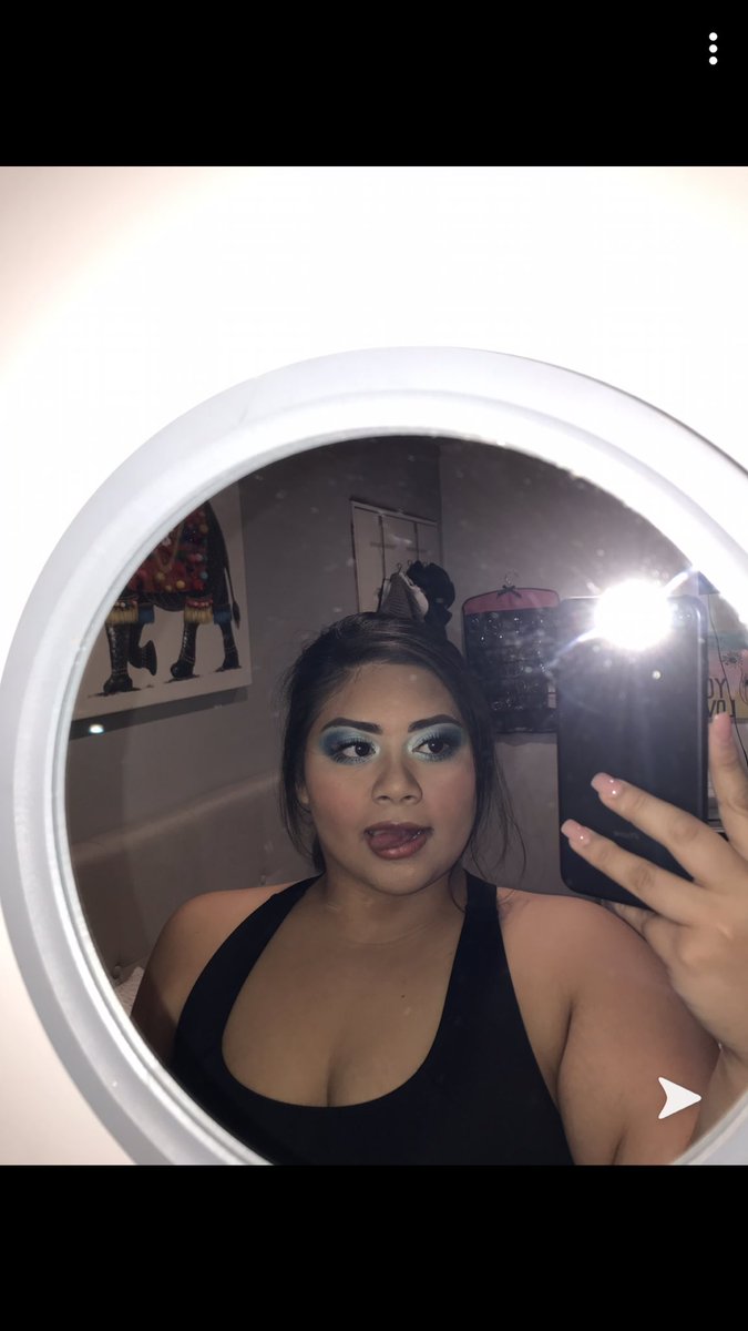 ojenae_'s tweet photo. ๐ฆ๐ฆ
*
*
*
*
#makeuplover #jamescharlespalette #blueeyes #makeup #rosa #makeuplooks #quarantinelife #butterfly #love #oceanblend #inspiration #morphebrushes #explorepage #artistry #bhcosmetics #lilylashes #love https://t.co/CvVr9idCP1